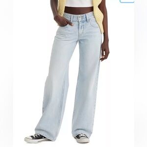 Levi’s Superlow Baggy Light Wash Jeans